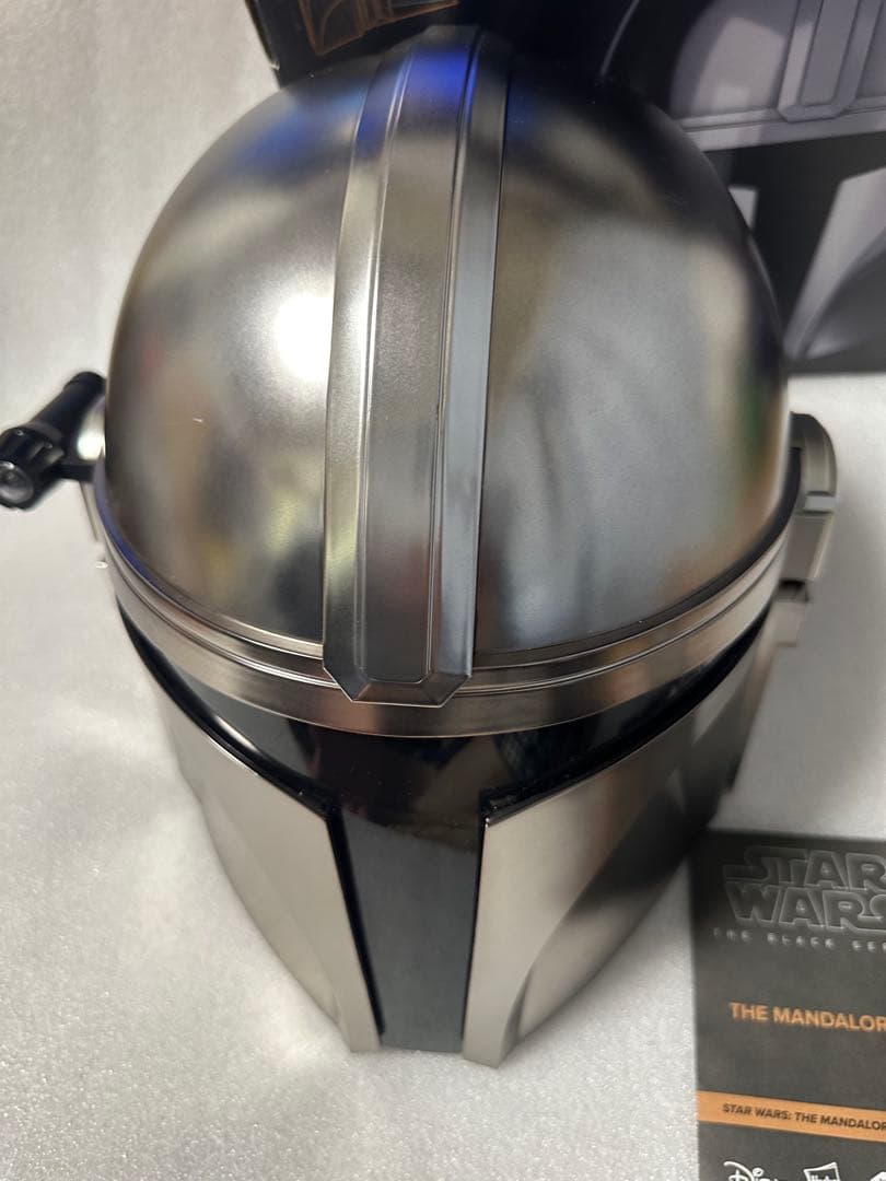 ハズブロ スター・ウォーズ ヘルメット マンダロリアン