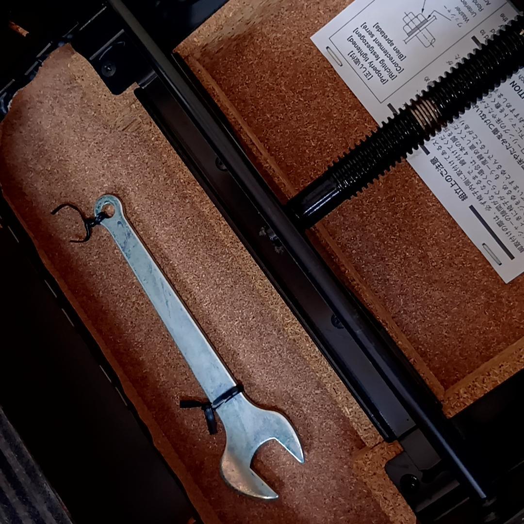 YAMAHA ヤマハ　ピアノ椅子　高さ調節可能