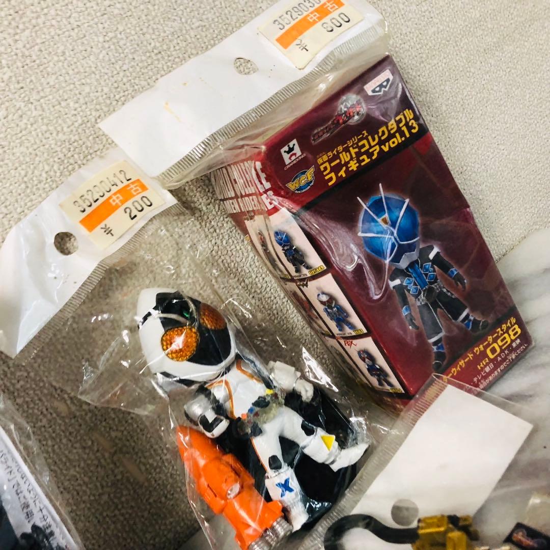J84コレクション品✨仮面ライダー ワールドコレクタブルフィギュア フィギュア