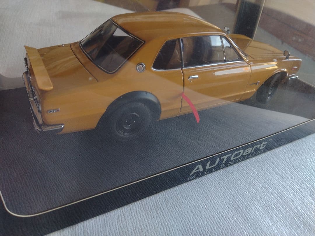 オートアート1/18スカイラインハコスカGT-R KPGC10