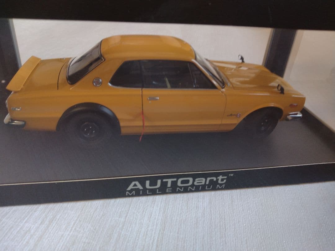 オートアート1/18スカイラインハコスカGT-R KPGC10