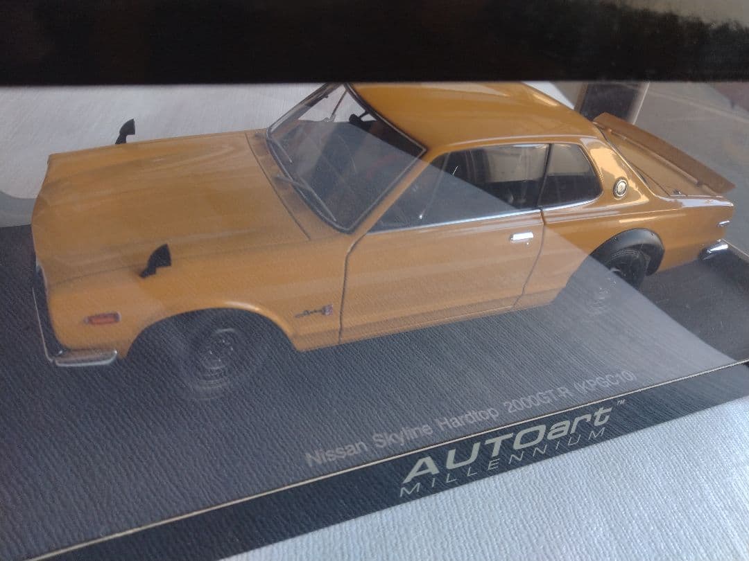 オートアート1/18スカイラインハコスカGT-R KPGC10