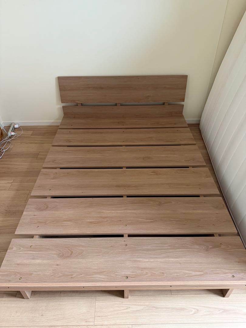 【だだだ】LOWYAベッドフレーム シャビーナチュラル セミダブル