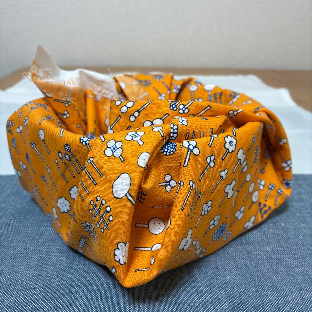 イッタラ　ヌータヤルヴィ　フローラ　ボウル　クリア　150mm　スコープ　布付き