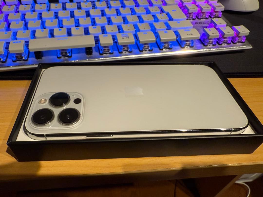Apple iPhone 13 Pro Max 128GB ホワイト