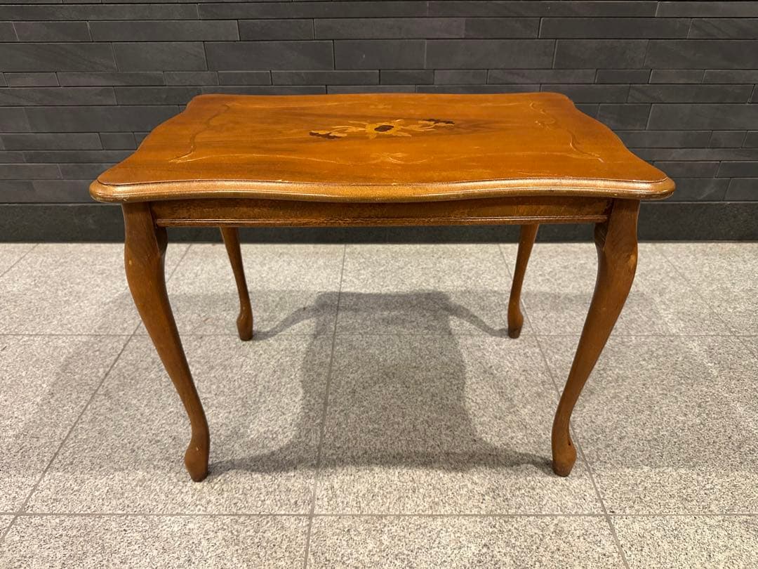 イタリア家具　ネストテーブル 象嵌　猫脚