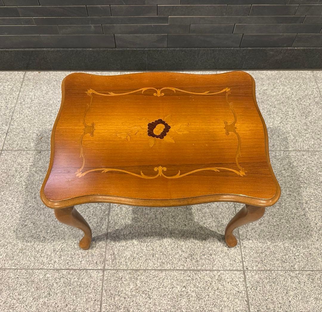 イタリア家具　ネストテーブル 象嵌　猫脚