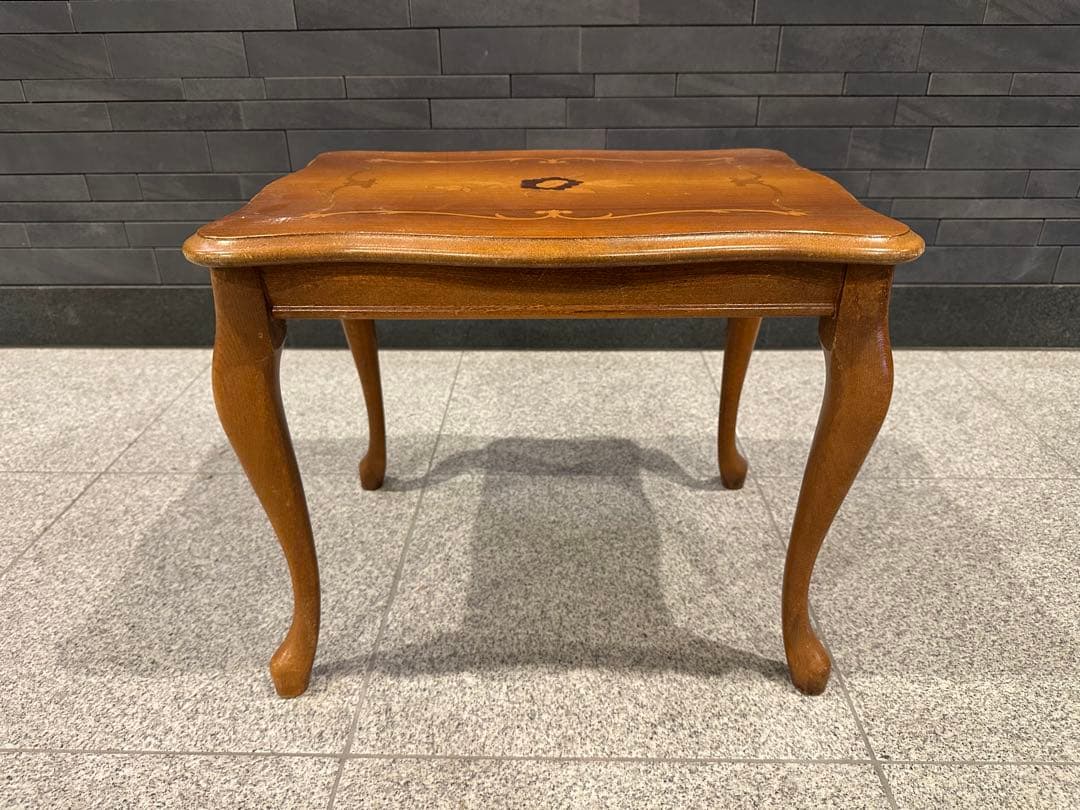 イタリア家具　ネストテーブル 象嵌　猫脚