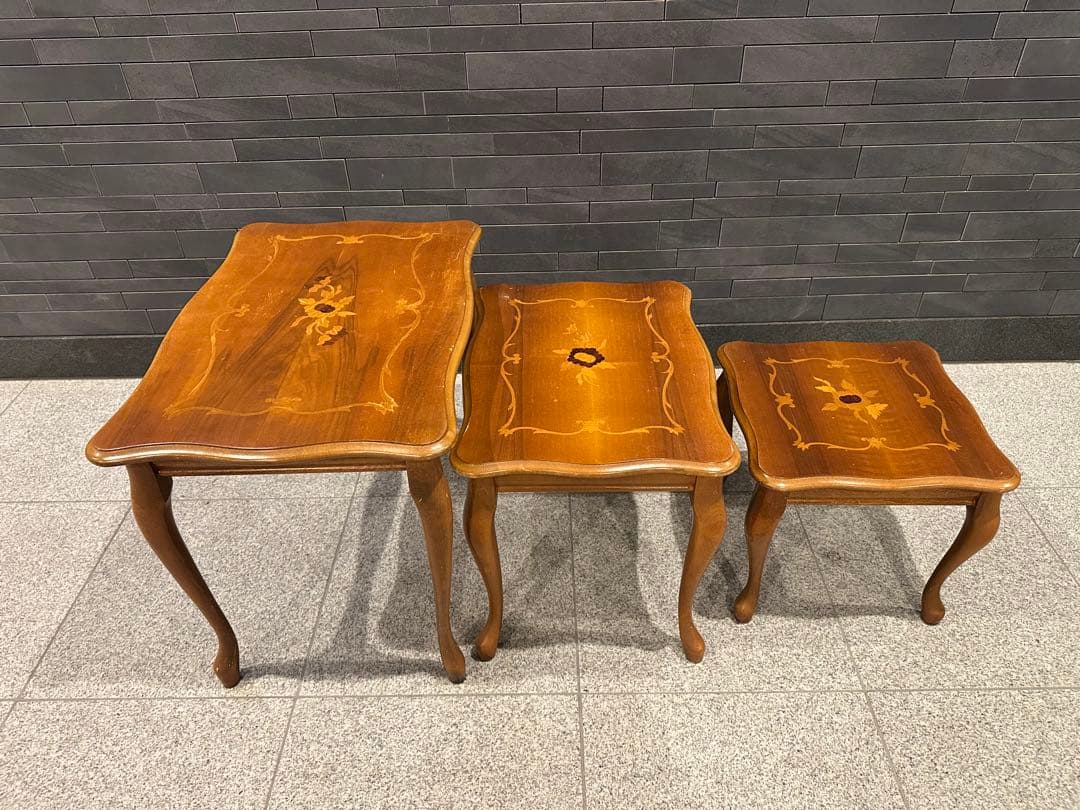 イタリア家具　ネストテーブル 象嵌　猫脚