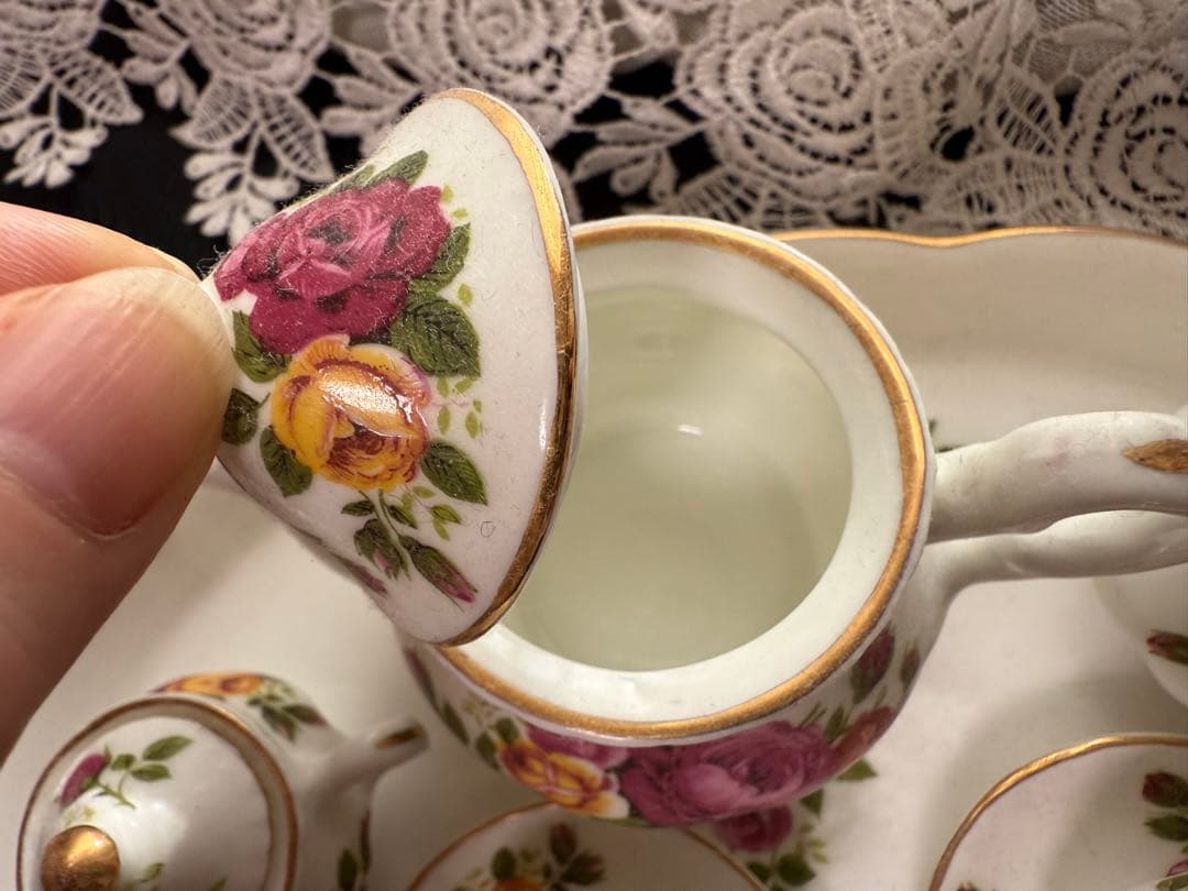 花柄ティーセット 陶磁器 置物