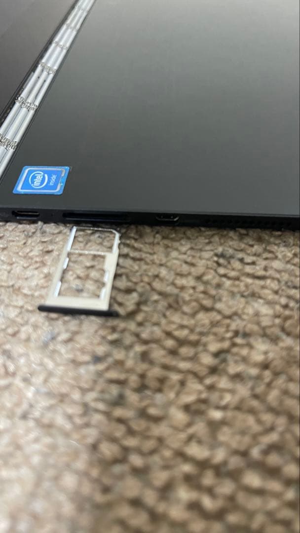 Lenovo Yoga Book YB1-X91L Windowsタブレット