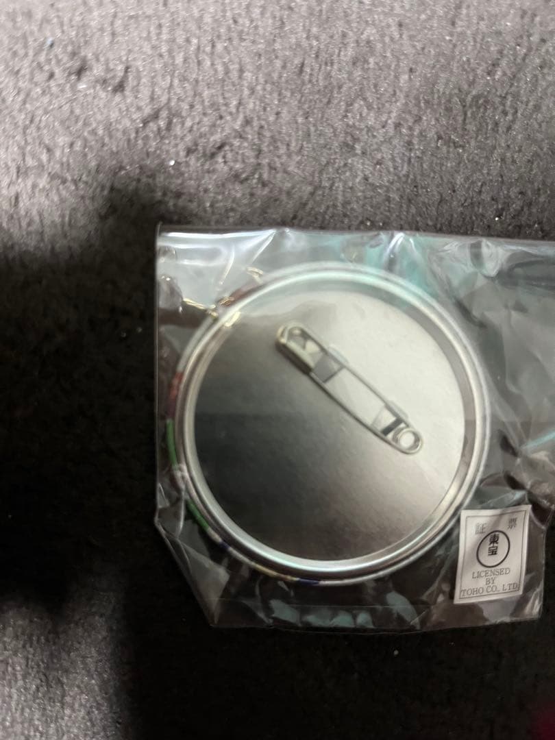 ウマ娘 サイレンススズカ 缶バッジ 希少品