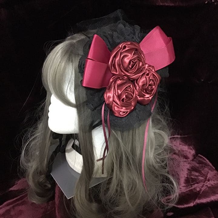 赤薔薇の円形ヘッドドレス
