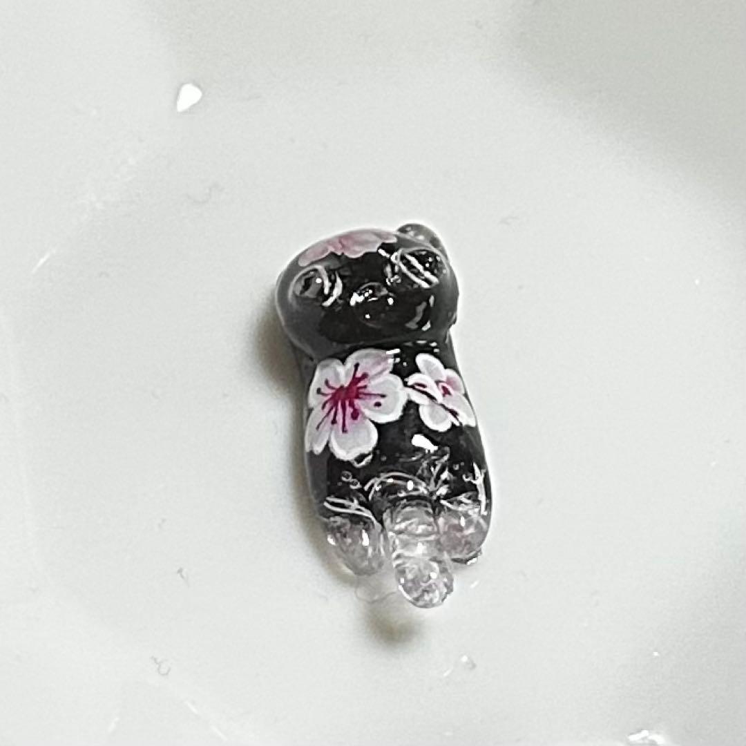 No.2895 スライディングねこのチャーム