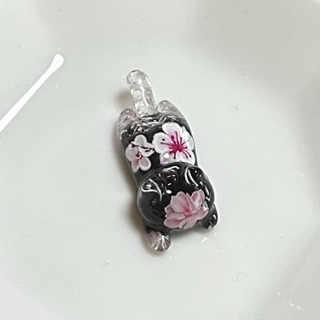 No.2895 スライディングねこのチャーム