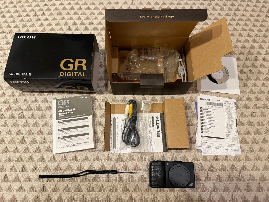 RICOH GR DIGITAL III 外付けファインダー付