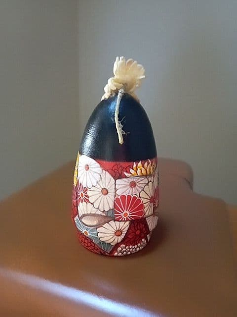 金田アツ子さん　直筆　菊尽くしのお着物　アコーディオンの少女　こけし　黒色スミレ