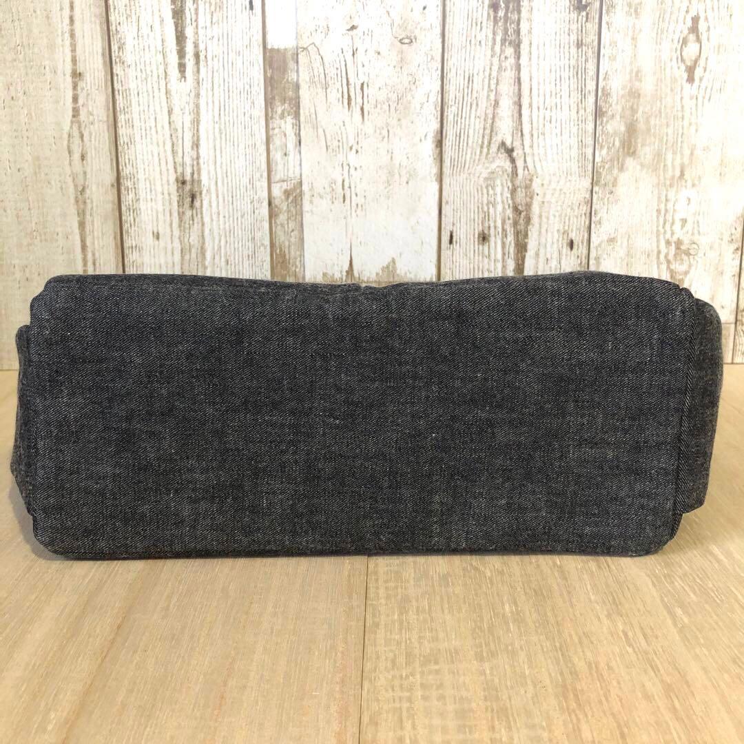 トートバッグ　ハンドメイド　デニムリメイク　ブラック　レッド　ゴールドW