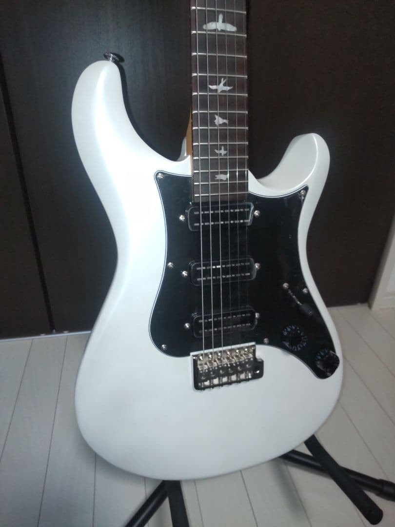 PRS SE NF3 ポールリードスミス(Paul Reed Smith)