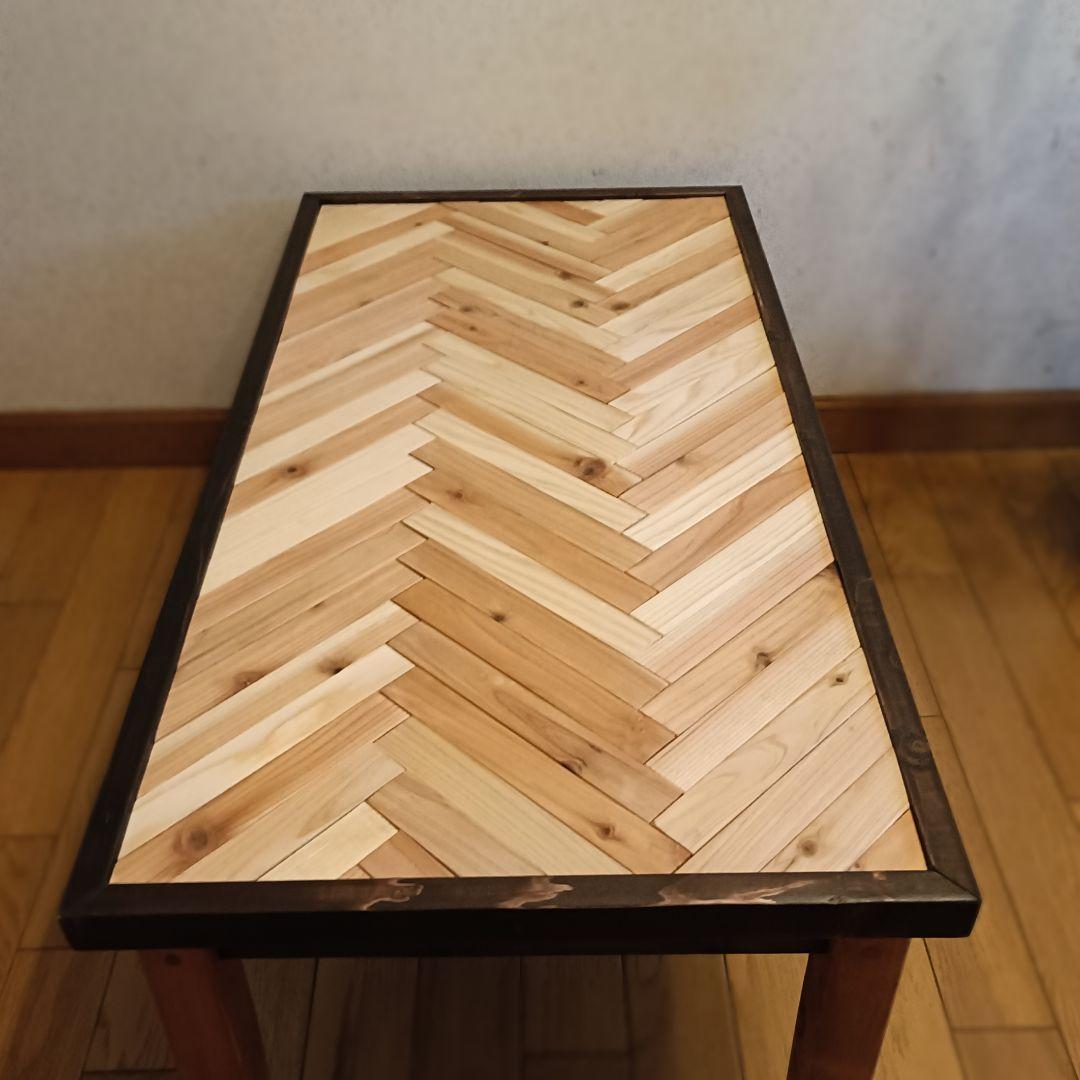 ✨ヘリンボーン柄のローテーブル✨