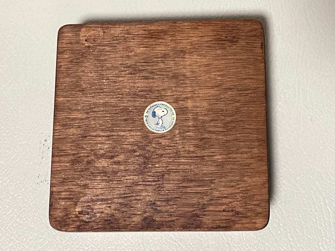 ビンテージ　限定販売品　スヌーピー　木製フィギュア　小物入れ