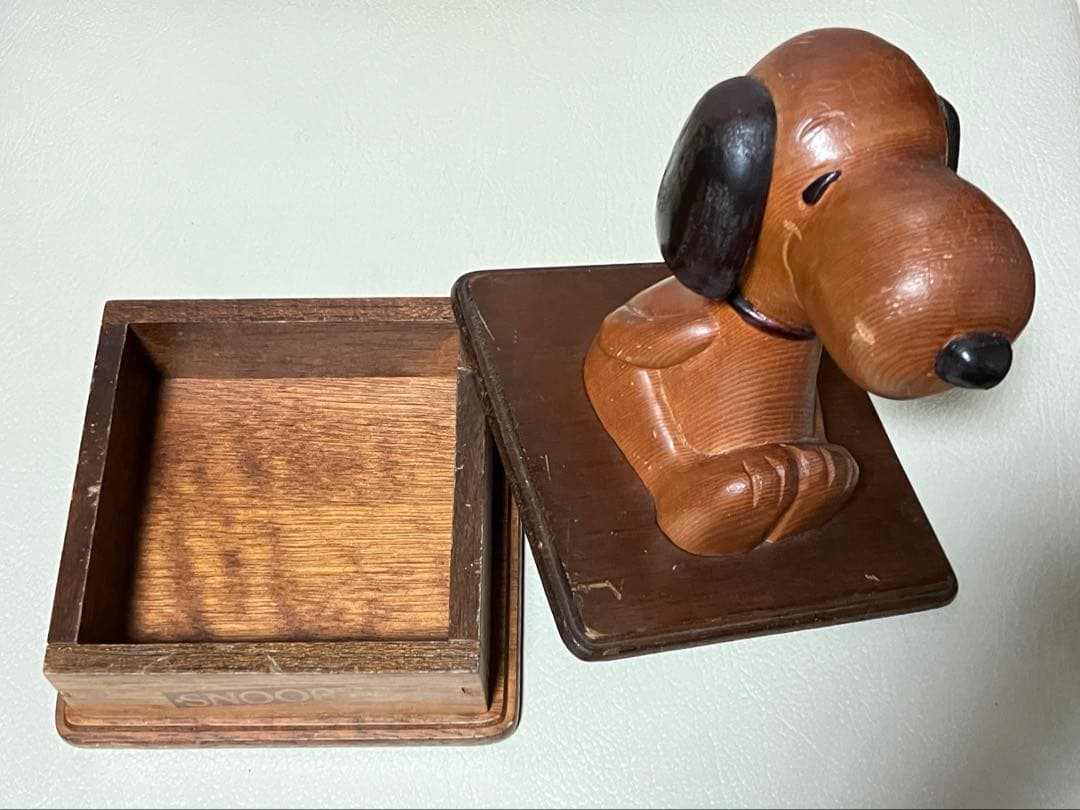 ビンテージ　限定販売品　スヌーピー　木製フィギュア　小物入れ