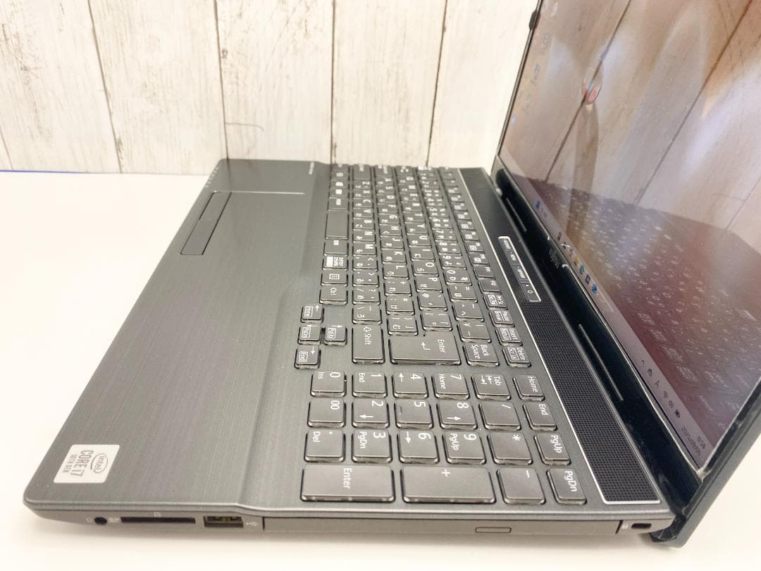 Windows11 Core i7-10510U SSD1TB メモリ32GB