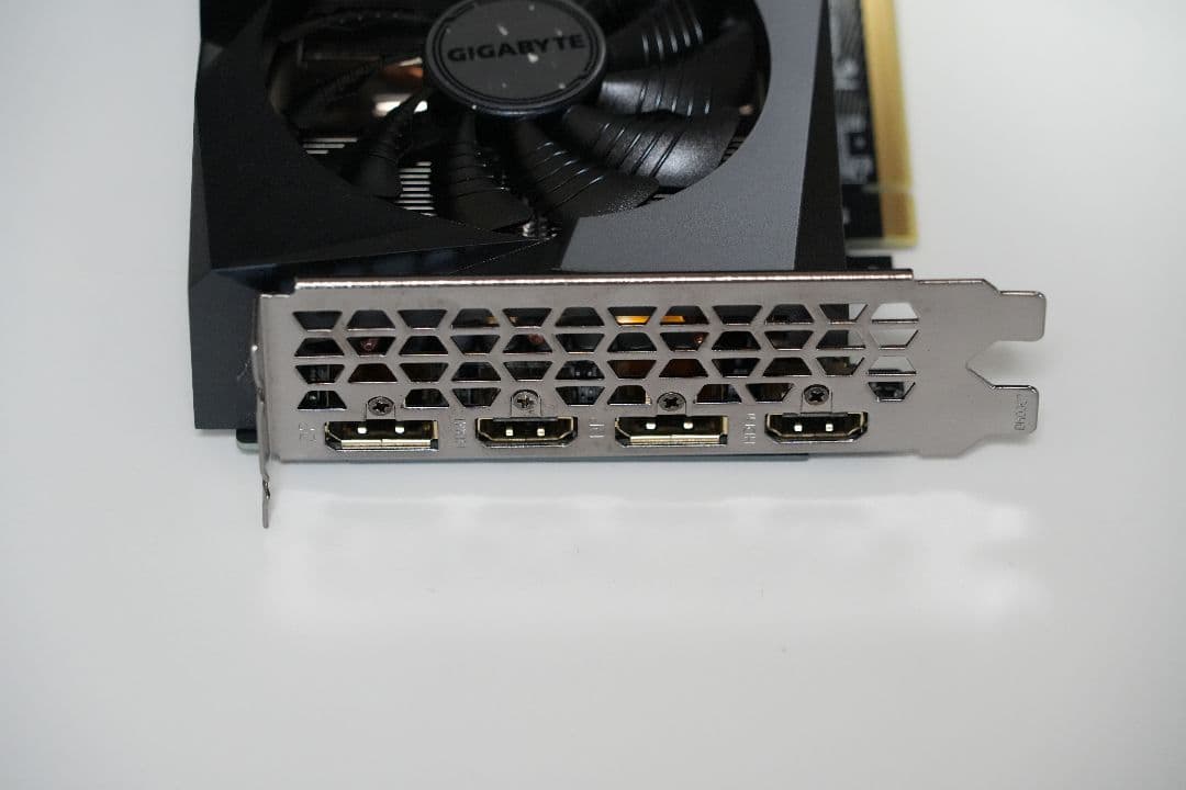 グラフィックボード・グラボ・ビデオカード GIGABYTE GeForce RTX 3060 GAMING 12G