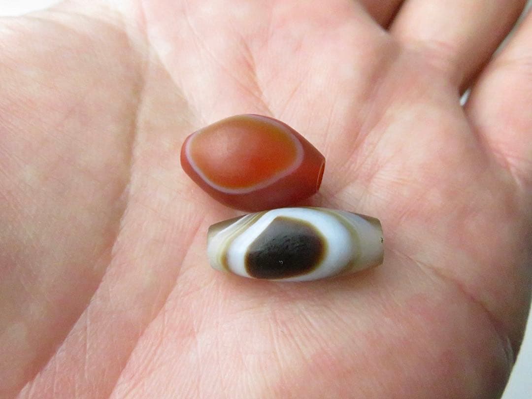 瑪瑙の古代ビーズ2個