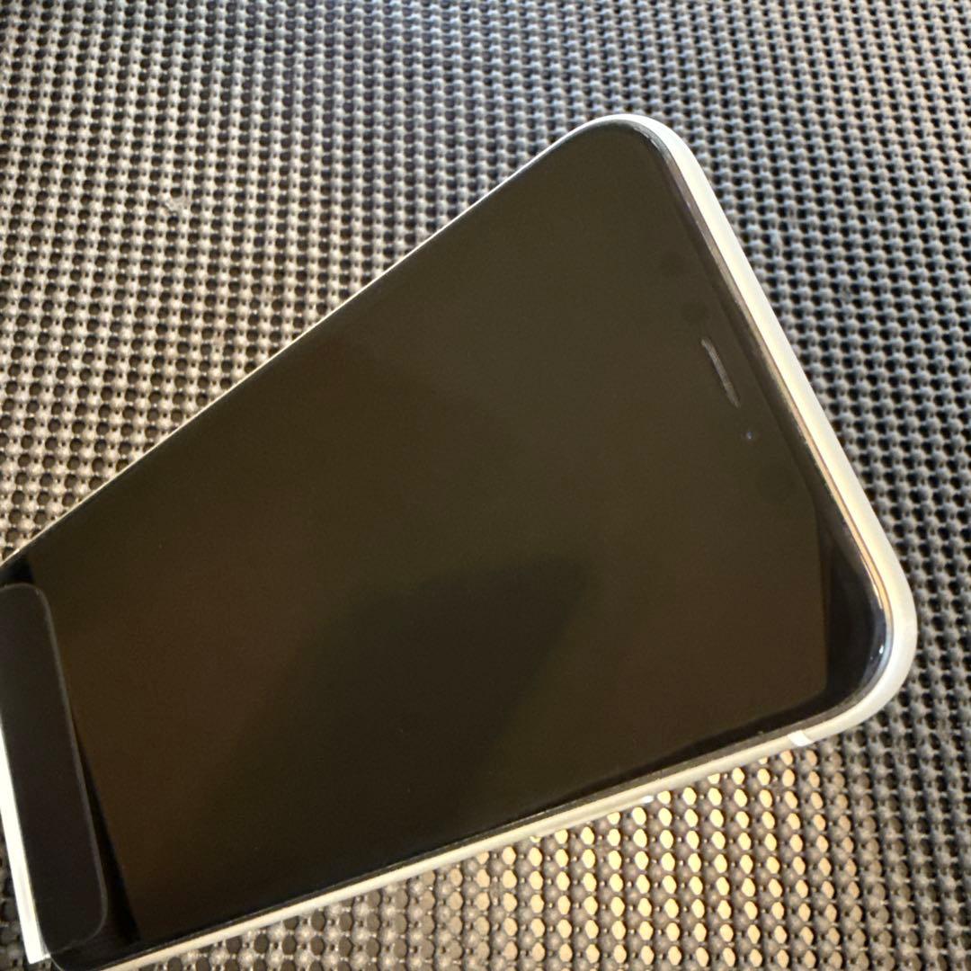 美品 iPhone XR 64GB ホワイト SIMフリー バッテリー100%
