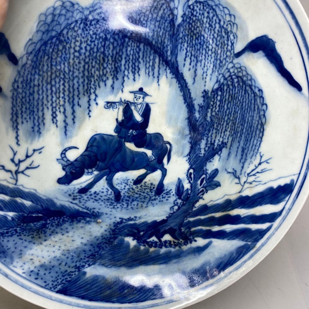 中国清時代　青花人物画　中皿　幅約20㎝　タサオサ　東さ8-0328②