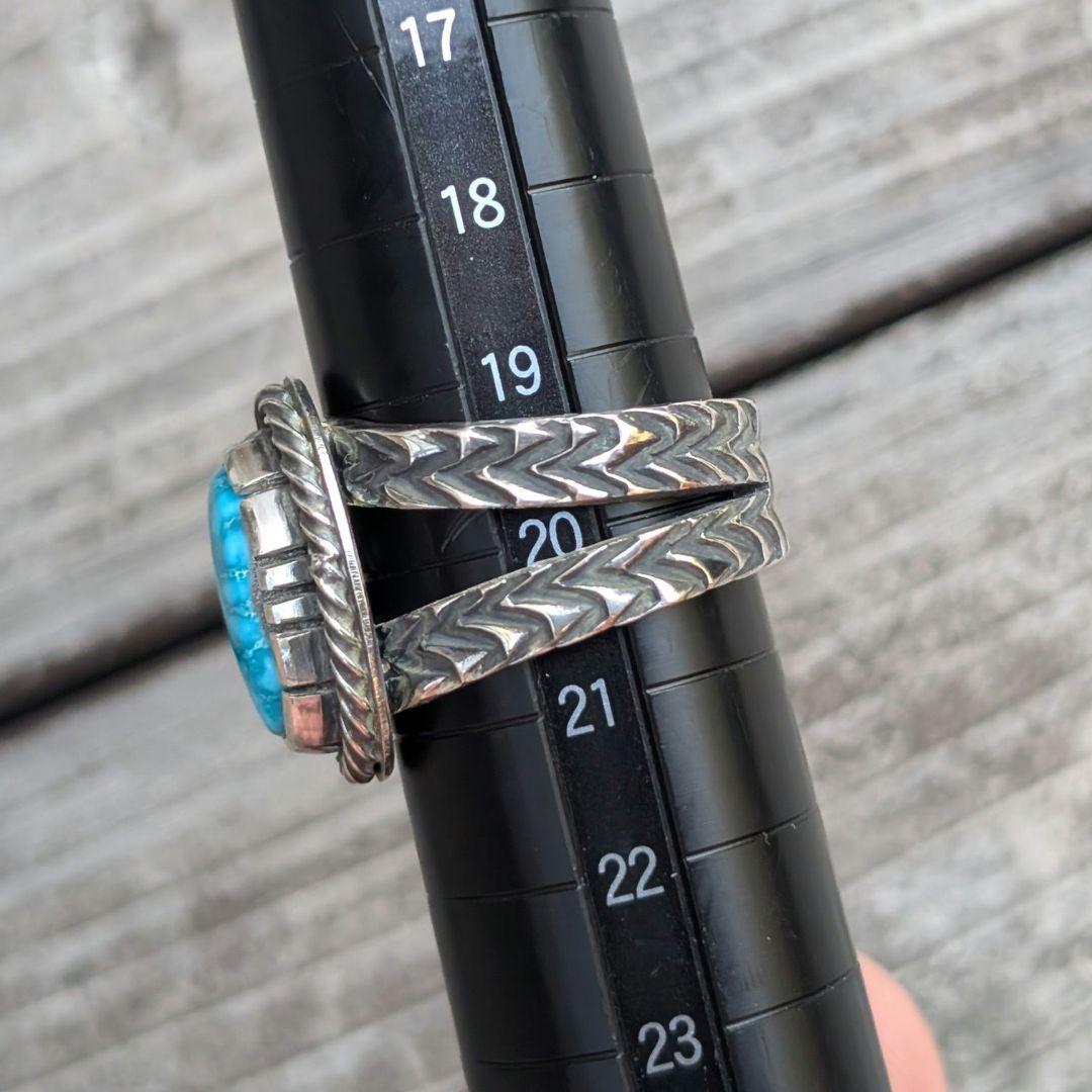 ハンドメイドのターコイズリング　インディアンジュエリー風　オールハンドメイド！