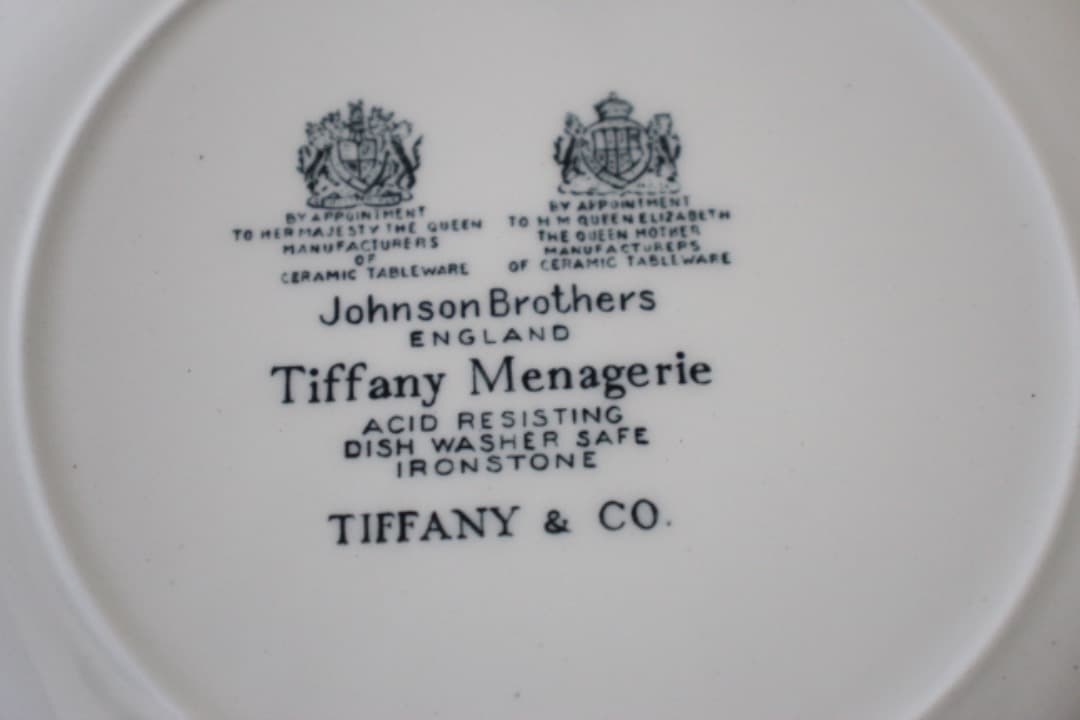 イギリス製　ティファニー×ジョンソンブラザーズ　２０cmプレート　飾り皿