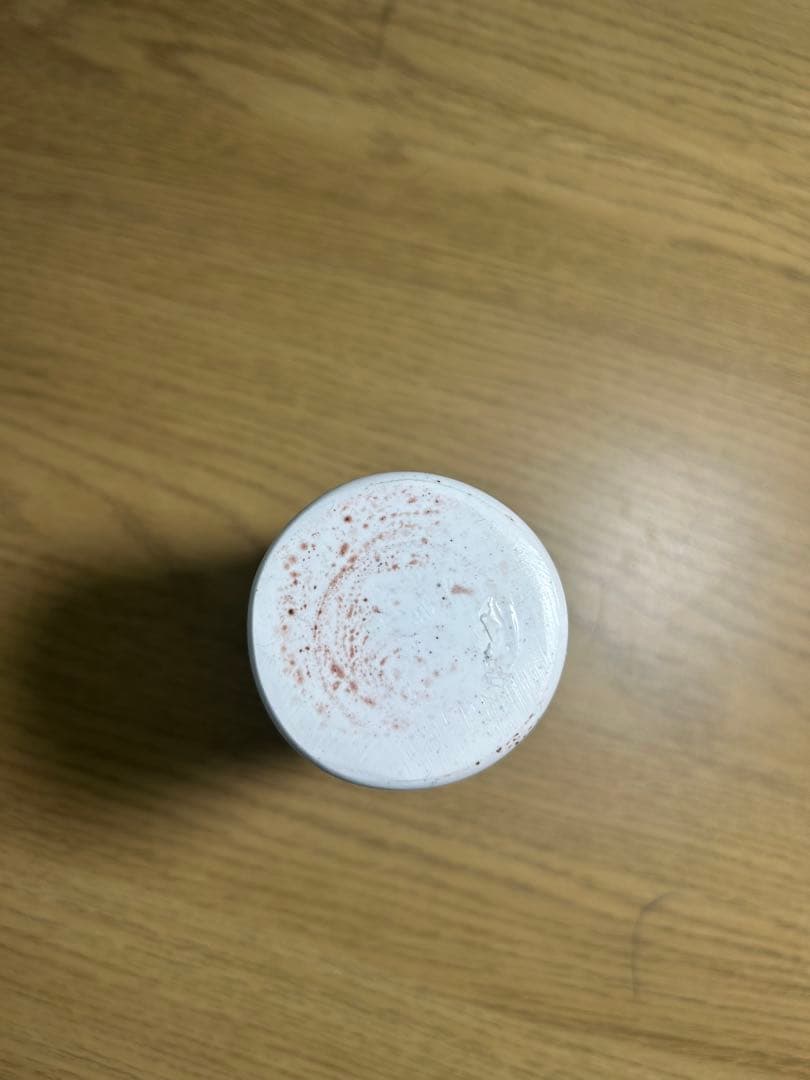 マーブル模様の楕円形トレイ バラの彫刻入り