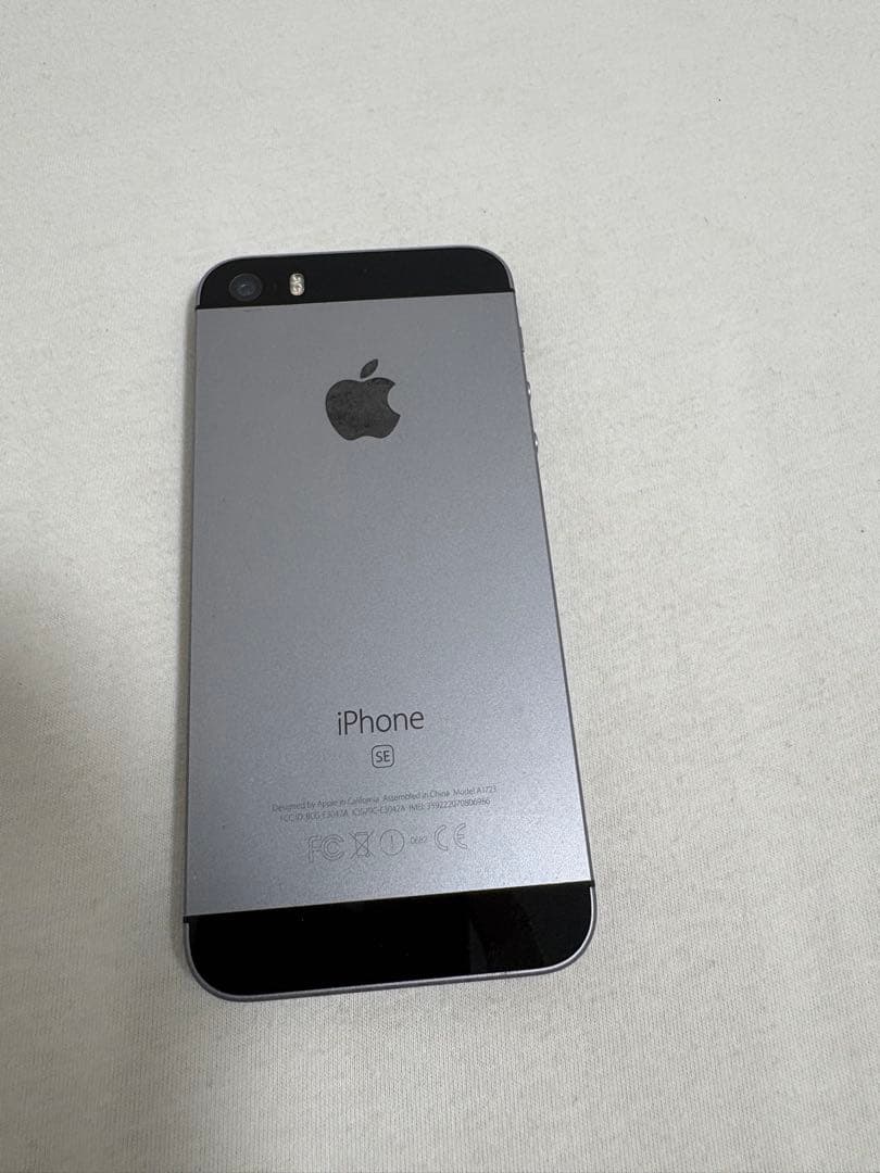 iphonese 本体 第1世代