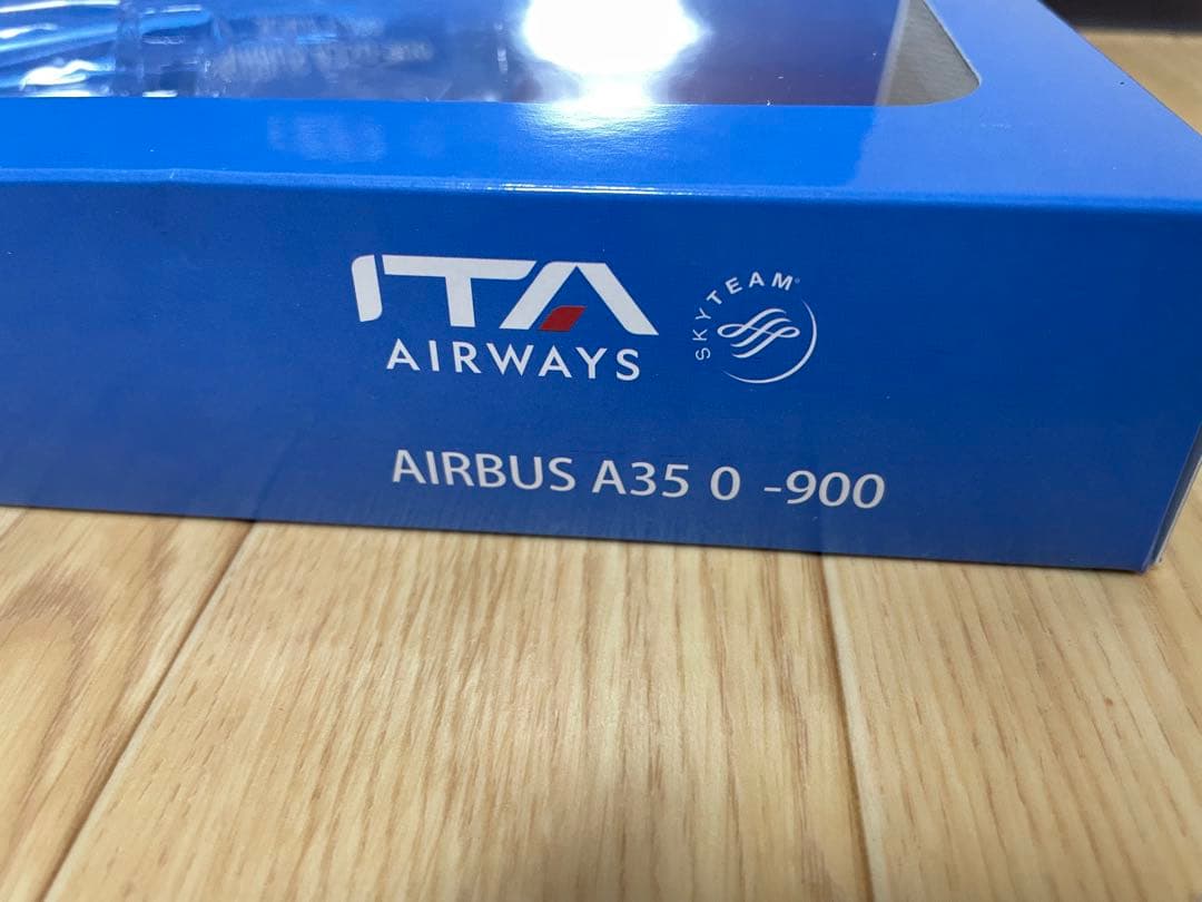 SCALE1/200ITAイタリア航空A350-900EI