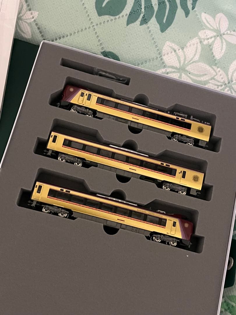 KATO Nゲージ683系6000番台 まほろば(安寧) 3両セット