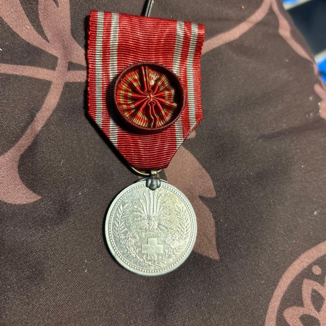 巴*屋様 メダル 4個セット 異なるデザイン 勲章