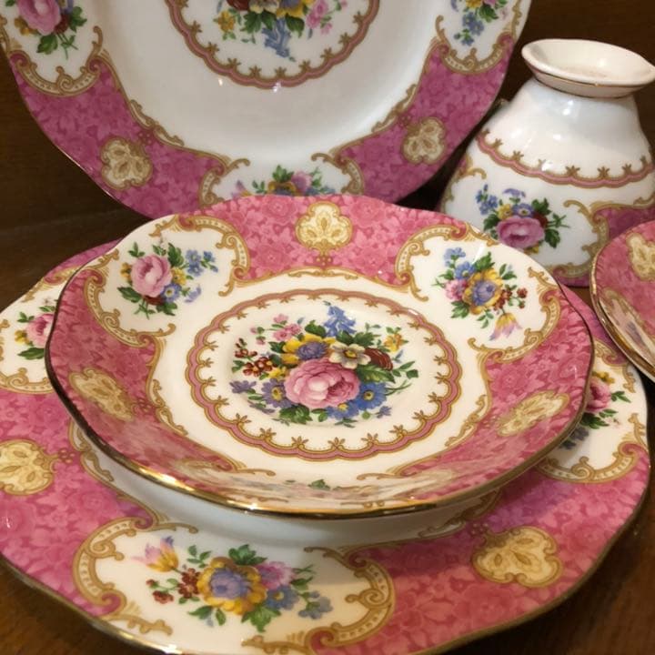 トリオ！ロイヤルアルバート 英国製   レディーカーライル