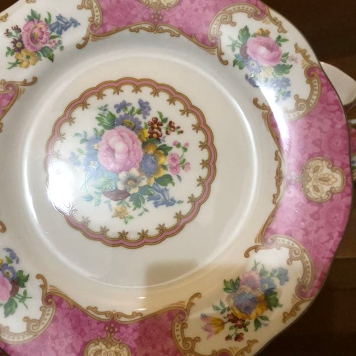 トリオ！ロイヤルアルバート 英国製   レディーカーライル