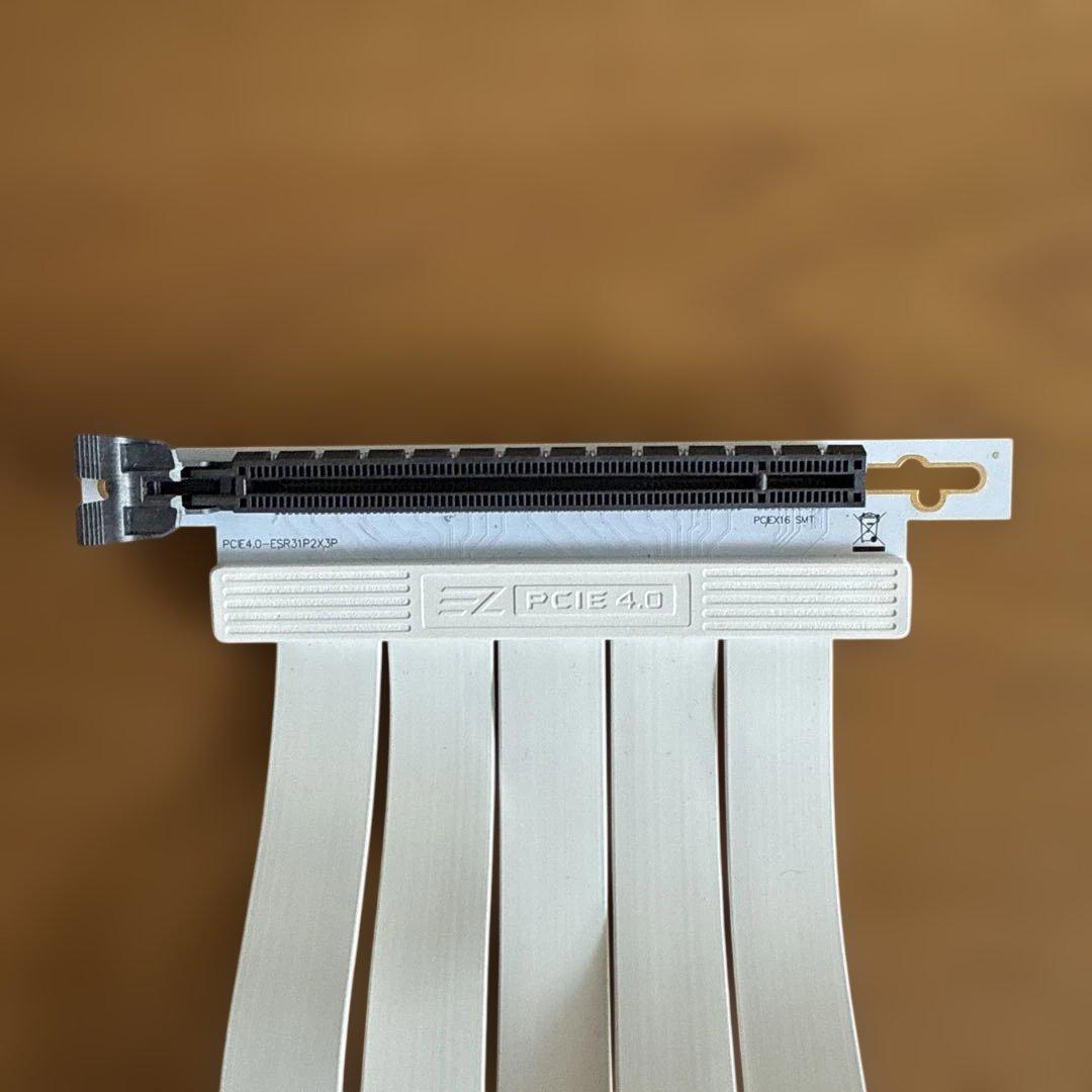 グラフィックボード・グラボ・ビデオカード ASUS ROG Strix RTX2070/X570F/Ryzen93900X