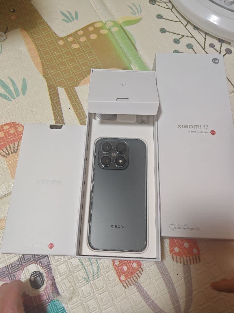 Xiaomi 17 グレー 12ー256