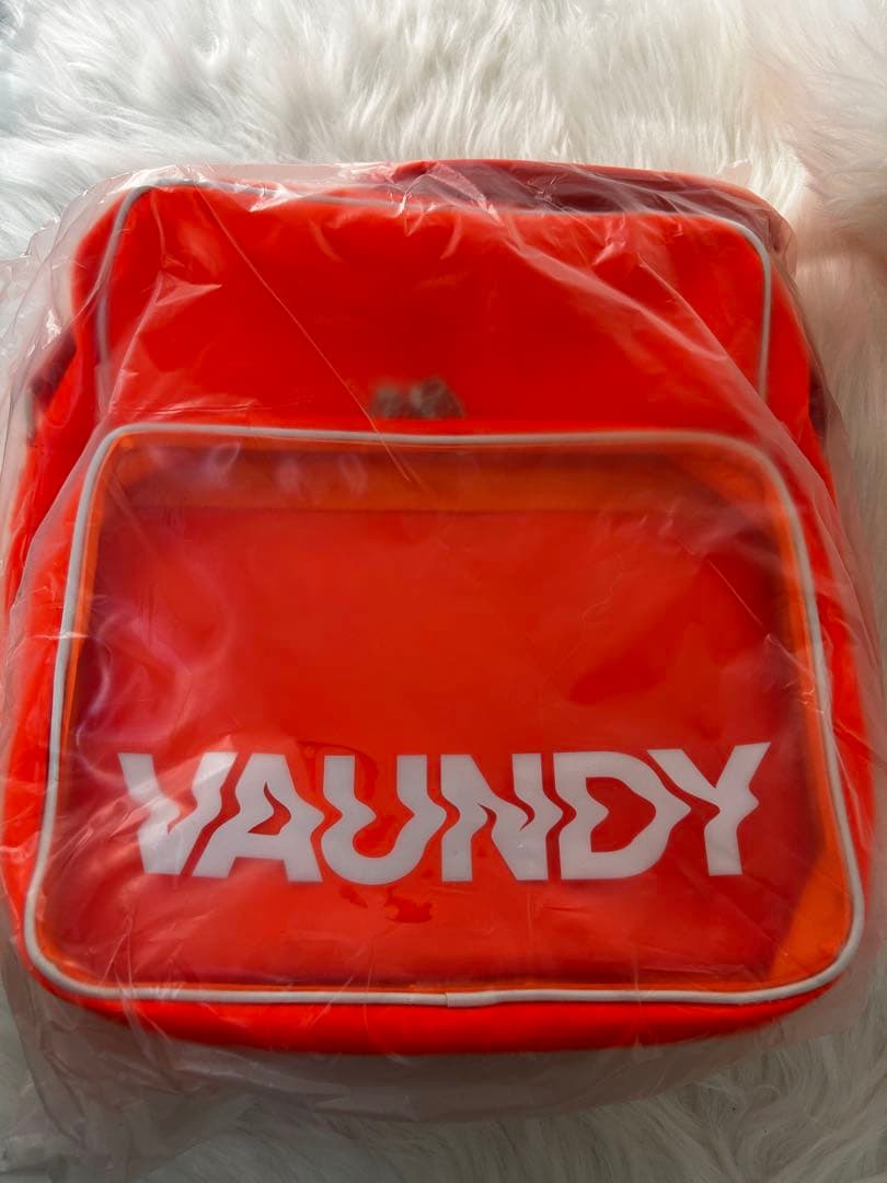 PatentLeatherShoulderBag Vaundy ショルダーバッグ