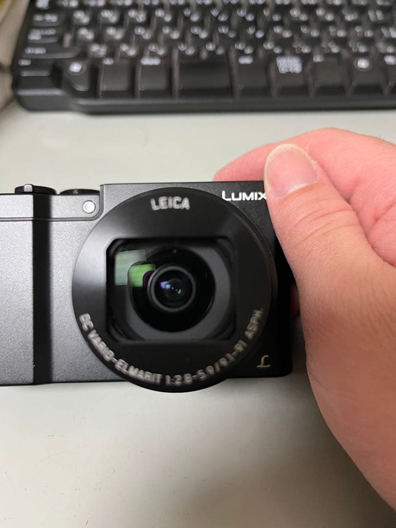 デジタルカメラ DMC-TX1