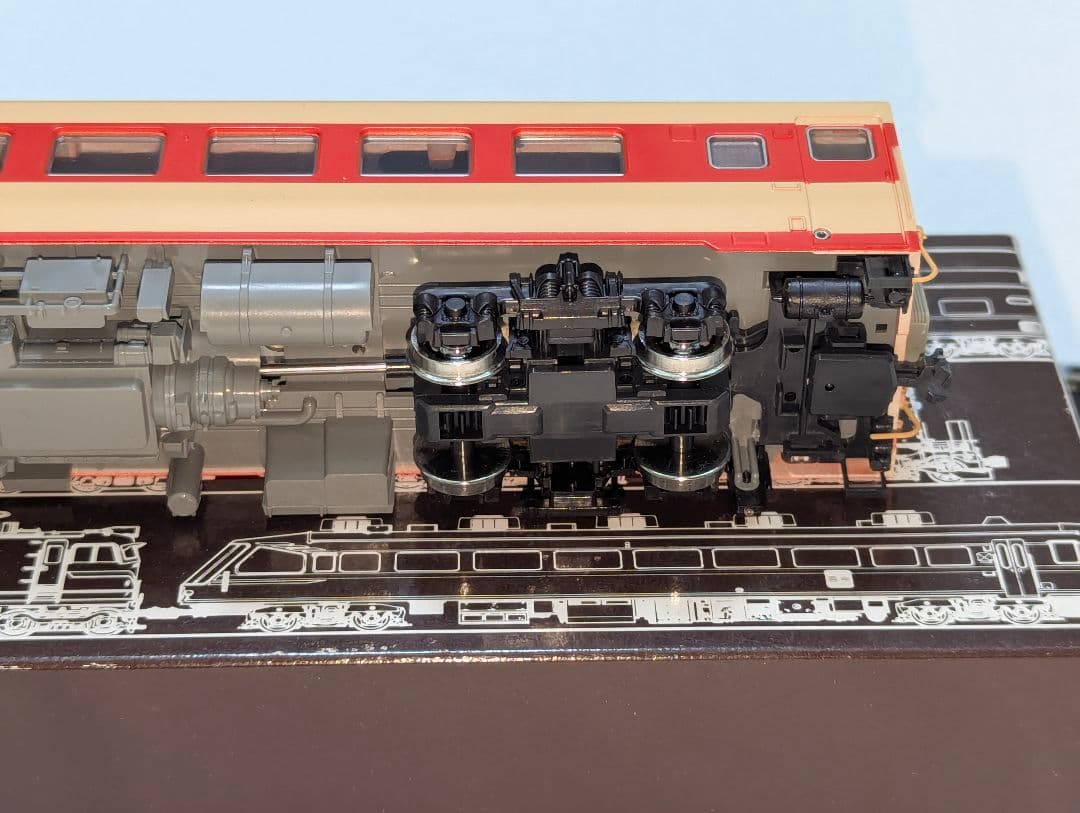 KATO　キハ5８ M車　HOゲージ　【1-601】 パーツは取り付け済み