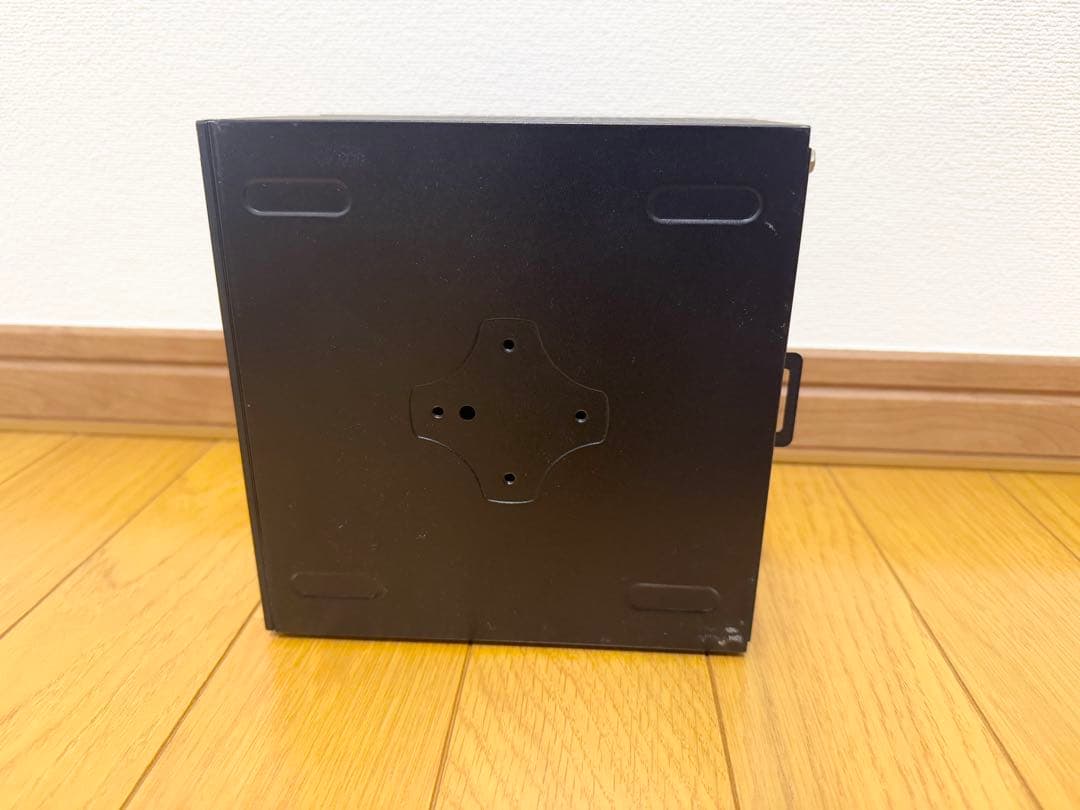 Deskmini i3 9100 SSD 256GB 16GBメモリ Win11