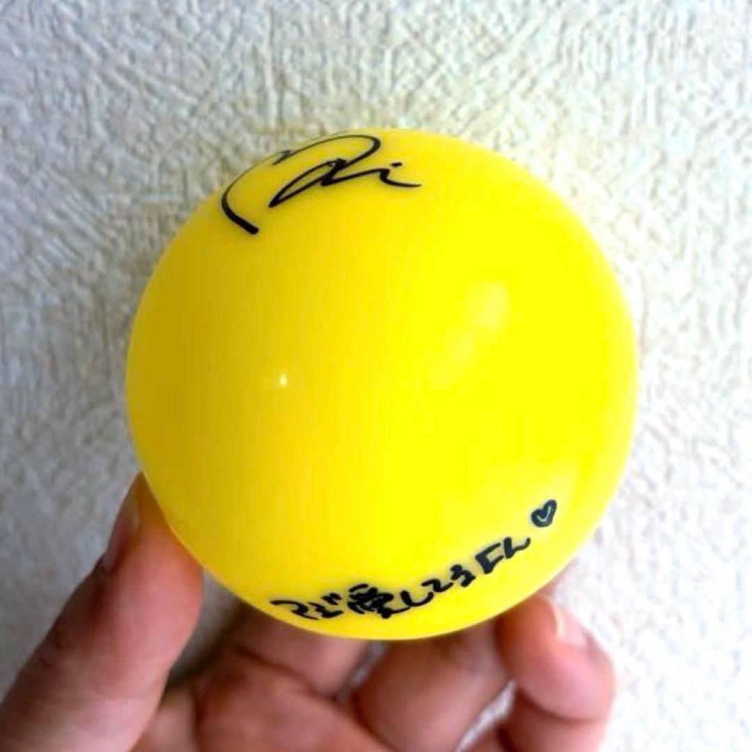 izna イズナ　マイ　KCON サインボール