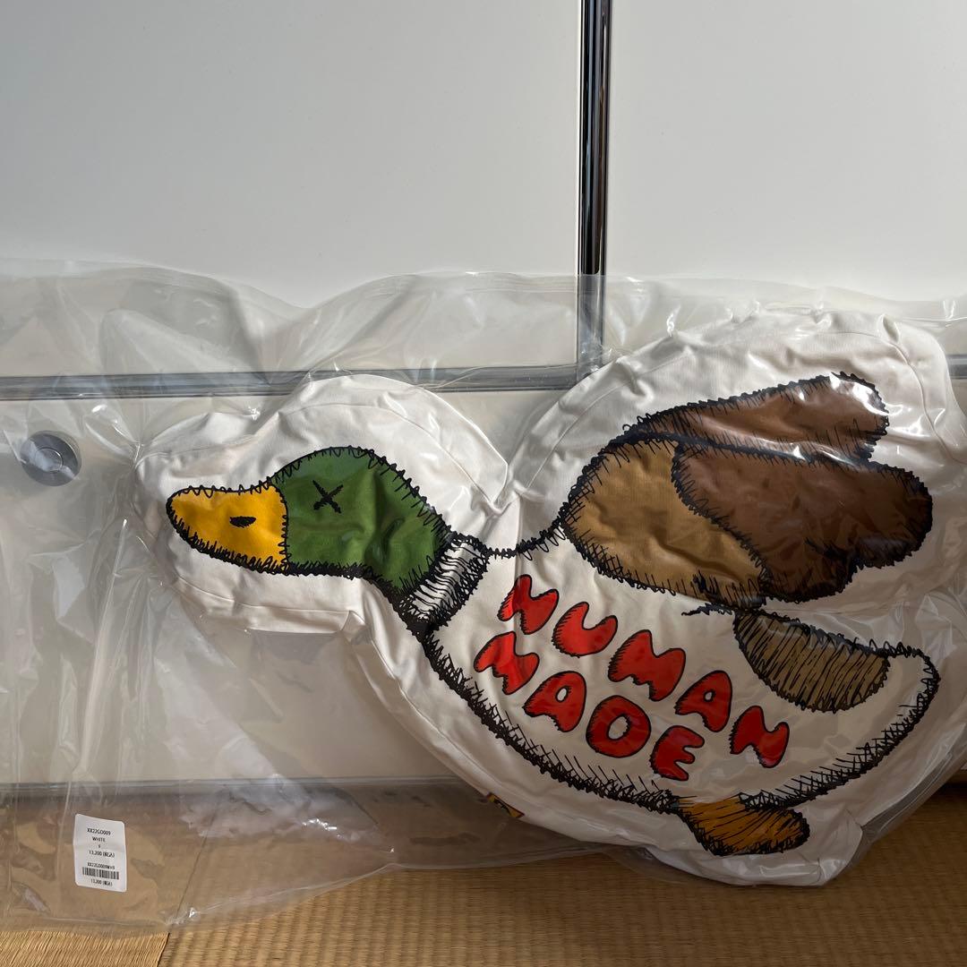 HUMAN MADE x KAWS カモ クッション ヒューマンメイド カウズ