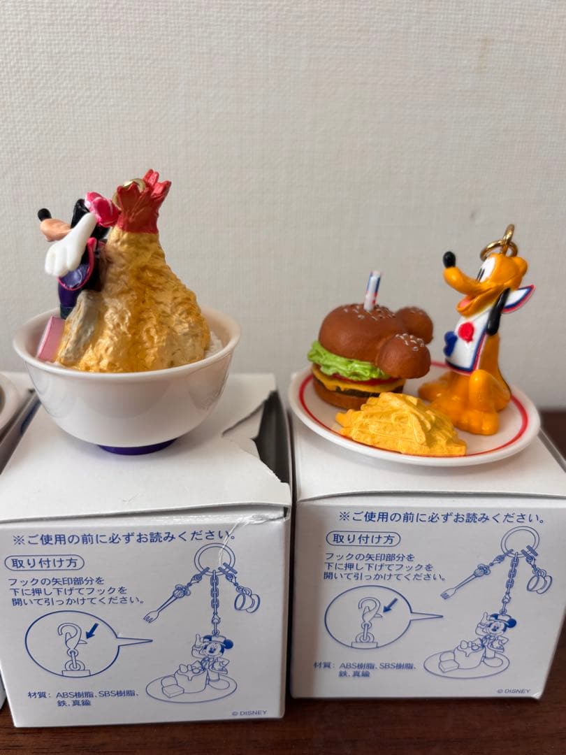 ☆ディズニー　シー　テーブルイズウェイティング　チャーム　フィギュア　６種セット