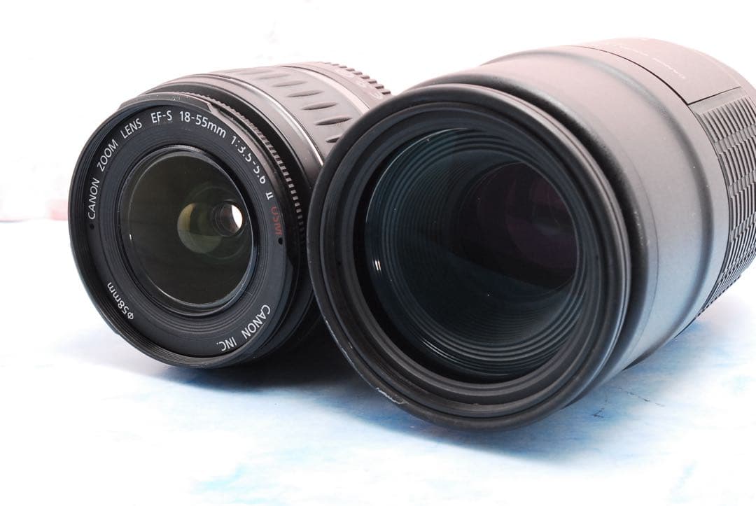 キャノン Kiss X2★一眼レフカメラ★Wレンズ＆バッグ付★デビューセット